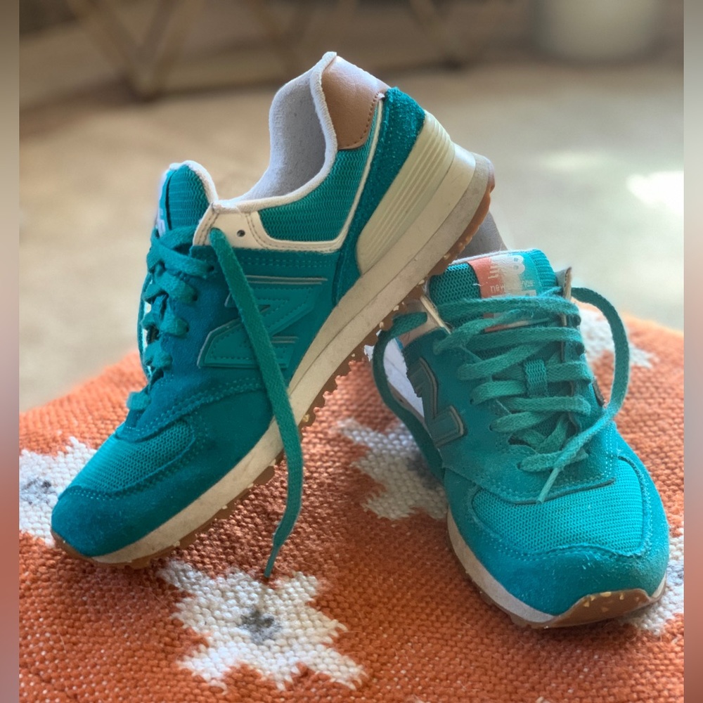 Womens New Balance 574 Sneaker